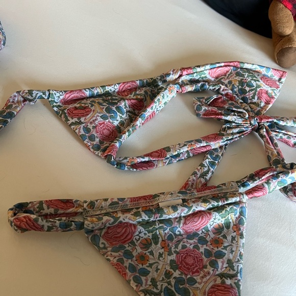 Strawberry Milk Mob Lemon Vine Bikini - Picture 3 of 4